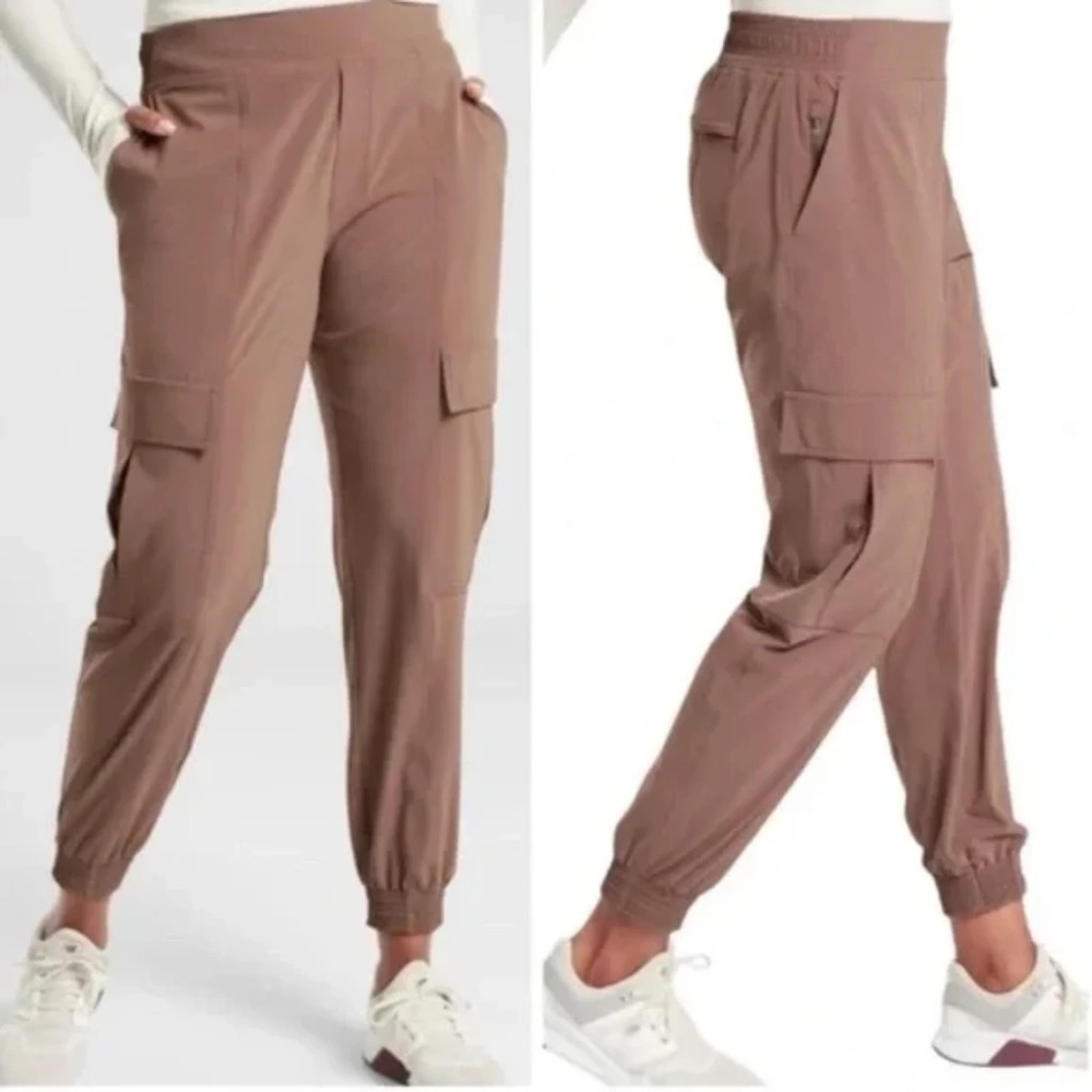Athleta Chelsea Cargo Utility Jogger, Mineral Brown, Size 6